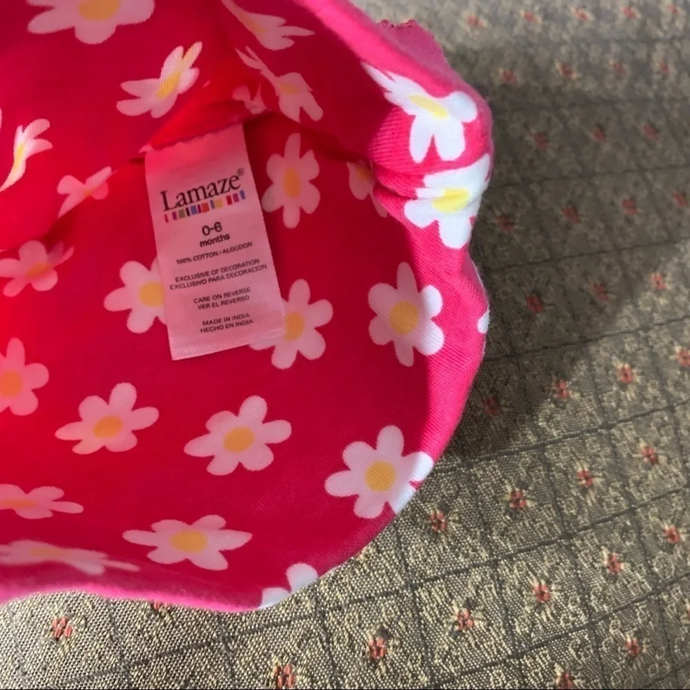 Bundle 2 infant hats cotton 2 pack size 0-6 months girls all season baby clothes